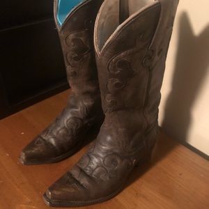 Lane brown distressed boots